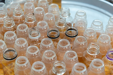 vegetable oil bottle industry export output.