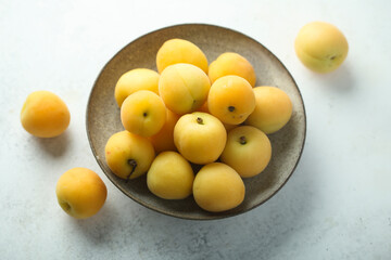 Fresh ripe apricots in a bowl