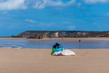 Pléhérel plage, anse du croc au cap Fréhel dans les côtes d'Armor en Bretagne	
