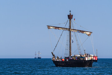 Fototapeta na wymiar Kogge auf der Ostsee während der Hanse Sail in Rostock