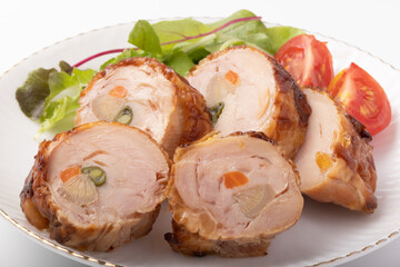 鶏肉の野菜巻き　(ごぼう・いんげん・にんじん)