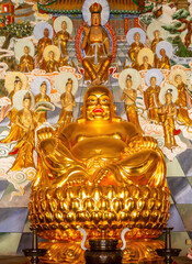 Fototapeta premium Buddhist sculptures in Chinese temple