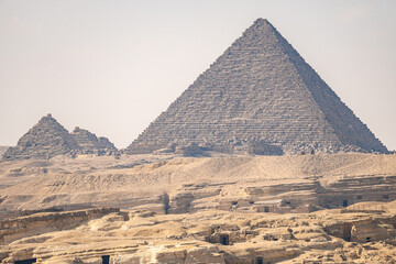 Giza Plateau, Great Pyramid, Pyramid of Khafre, Menkaure, Sphinx, Egypt