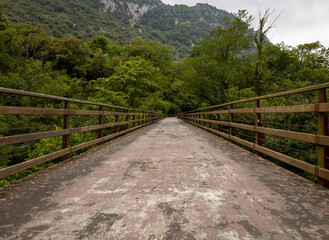 Fototapeta premium Pedestrian path between mountains of the Principality of Asturias.