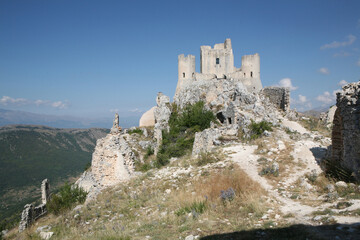 Castle of Rocca Calascio, Abruzzo, Italy - 523374977
