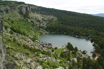Fototapeta na wymiar Laguna de Urbión