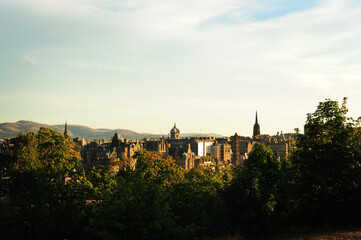 Fototapeta na wymiar A view of Edinburgh, Scotland, shortly before sunset