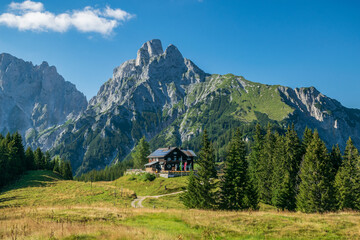 Fototapeta na wymiar Mödlingerhütte, Steiermark