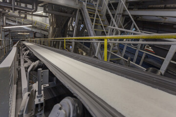 Naklejka premium Conveyor belt equipment in big chemical plant.