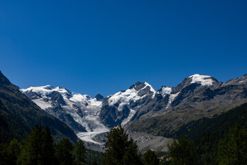 Fototapeta premium Ghiacciaio dell'Aletsch in Svizzera in estate