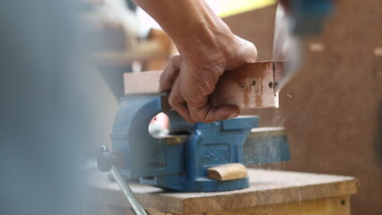 make handicrafts from wood