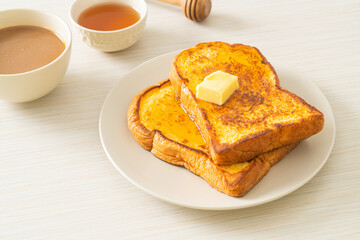 Fototapeta na wymiar French toasted with butter and honey