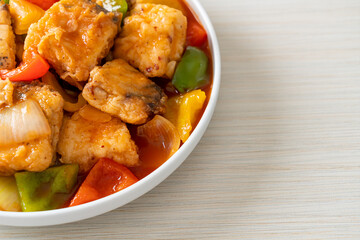 fish stew with tomato and pepper