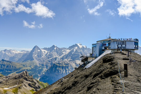 Schilthorn, Eiger, M&ouml;nch, Jungfrau, Bergpanorama, Birg, Bergstation, Bergbahn, Aussicht, Wetterhorn, Kleine Scheidegg, M&auml;nnlichen, Lauberhorn, Wanderweg, Berner Oberland, Sommer, Schweiz