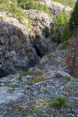 Fototapeta na wymiar Gorges et cascade de Furi