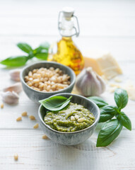 Green basil pesto