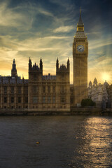 Fototapeta na wymiar panoramic view of london with big ben.sunset in big ben.