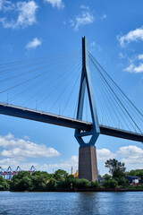 Hamburg- Köhlbrandbrücke