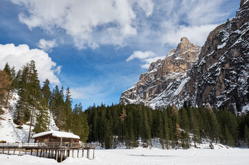 Lago di Bries ghiacciato
