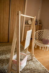 Wieszak na ubrania © Monika