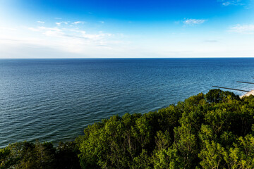 Piękny widok nad brzegiem Morza Bałtyckiego (Niechorze)