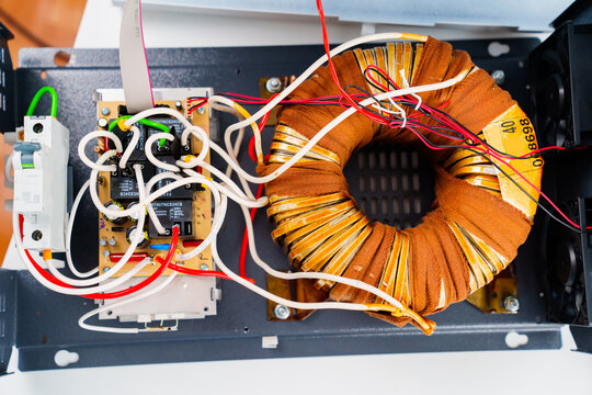 Internal device of electrical appliance, voltage stabilizer. copper transformer.