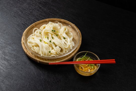 きしめん　wide variety of Japanese noodle kishimen