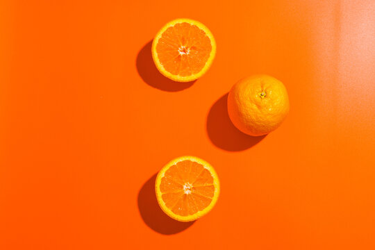 カットしたオレンジ