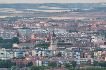Fototapeta na wymiar view of the city of Alcalá de henares 