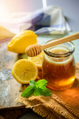 Honey Lemon, Honey with Fresh Lemon