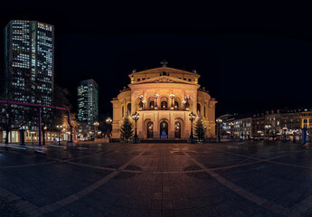 Fototapeta na wymiar Outstanding view of the Frankfurt skyline with the Opera