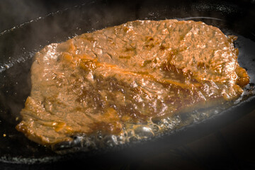 高級グリルステーキ Thick cut luxury fresh beef steak