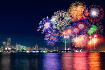 神奈川県横浜市　みなとみらいスマートフェスティバルの花火