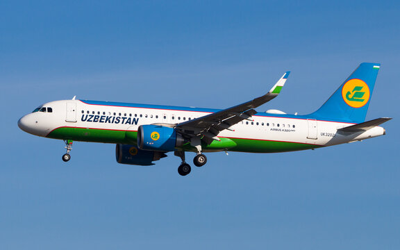 Uzbekistan Airways Airbus A320neo (A320-251N)