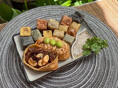 Mixed Baked Tofu And Tofu Sushi