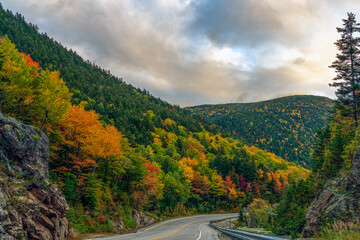 Autumn Scenic Drive in New Hampshire's White Mountains