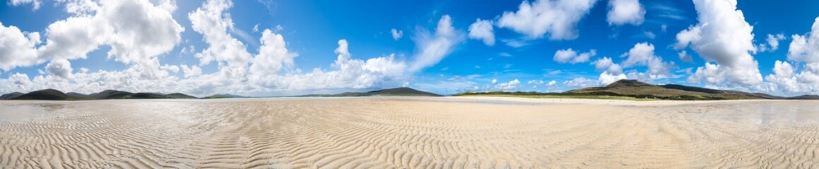 Fototapeta na wymiar Wide panoramic view of Luskentyre beach, Isle of Harris, Scotland