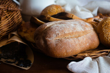 meal
flour
loaf
wheat
bread
sandwich
oven
rye oil