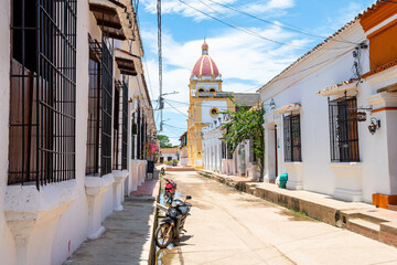 street view of santa cruz de mompox town, colombia
