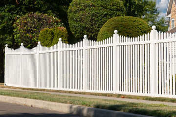 white plastic fence vinyl modern