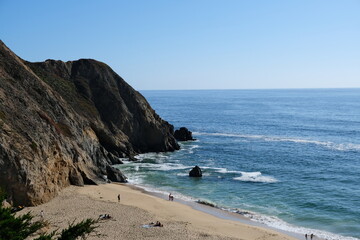 Pacific Ocean. Coast. 
