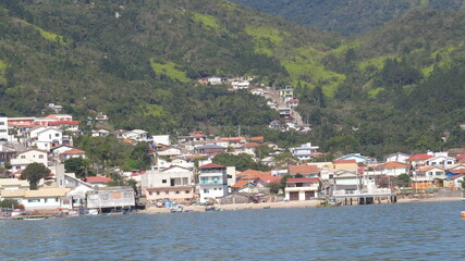 Fototapeta premium boat, beach, summer, speedboat, sunset, beach landscape, rowing boat, ocean sea, ride, boat people, fishing, beach, beautiful day, day, sunny day, blue sky, sea birds, bird