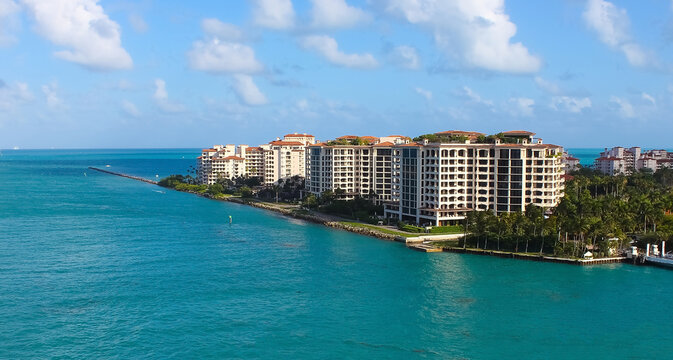 Luxury Apartments In Port Of Miami