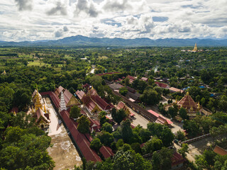 Fototapeta na wymiar thai temple red roof from sky