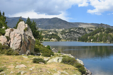 Naklejka premium Lac La Coumasse, Bouillouses, Pyrénées Orientales, France