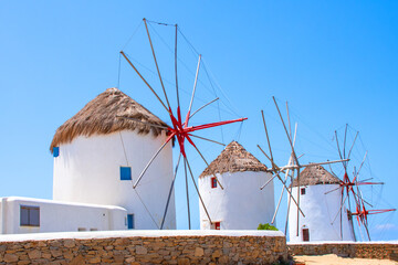 Alte Windmühlen Kato Mili    Die malerische  Hauptstadt Chora bekannt als Mykonos-Stadt auf der...