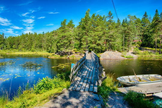 Wanderparadies Haldenkanalen - Honningen bei Schweden - H&auml;ngebr&uuml;cke