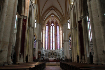 Fototapeta na wymiar saint-étienne cathedral in toul (france)