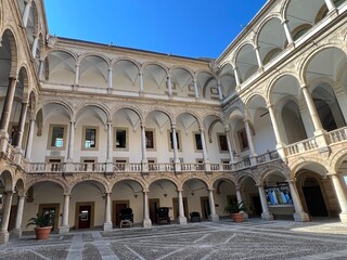 Fototapeta na wymiar Courtyard on the Norman Palace in Palermo, Sicily