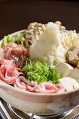 大根おろしたっぷりの鶏鍋